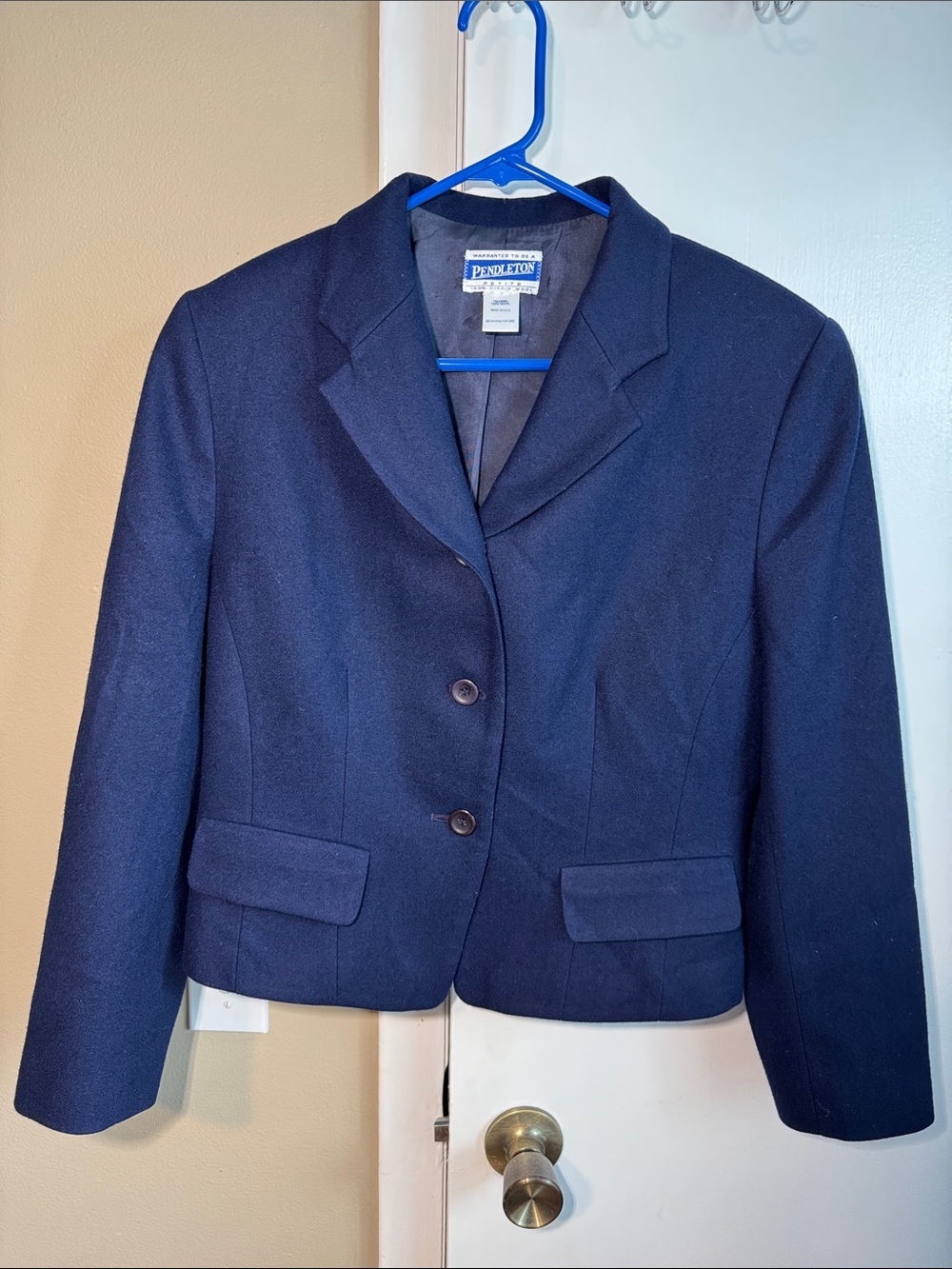 Vintage Pendleton Petite 100% Virgin Wool Navy Blue Blazer- Approx Size 4